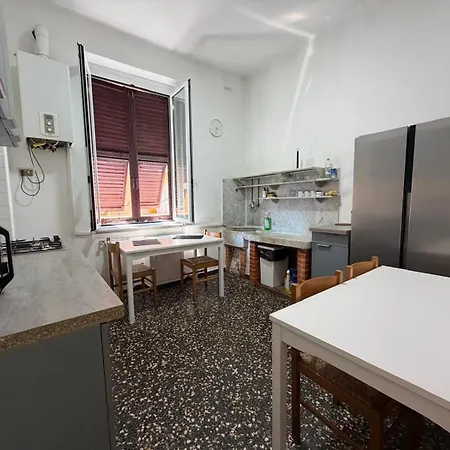 Tulipano House By Ml White House Appartement Gênes