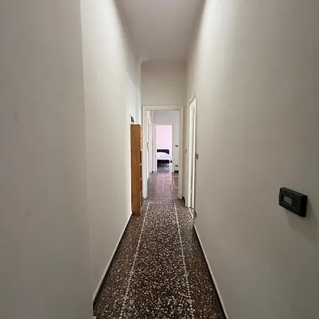 Tulipano House By Ml White House Appartement Gênes